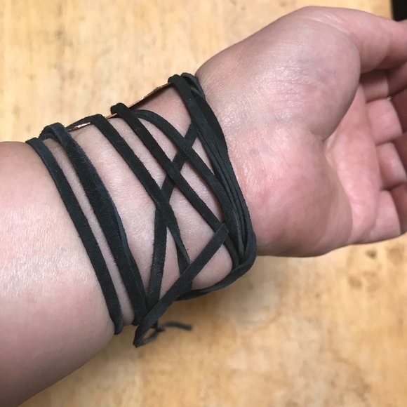 Septarian Dragons Egg Gemstone Brutalist Cuff Bracelet Tie Wrap Copper Suede - Picture 8 of 8